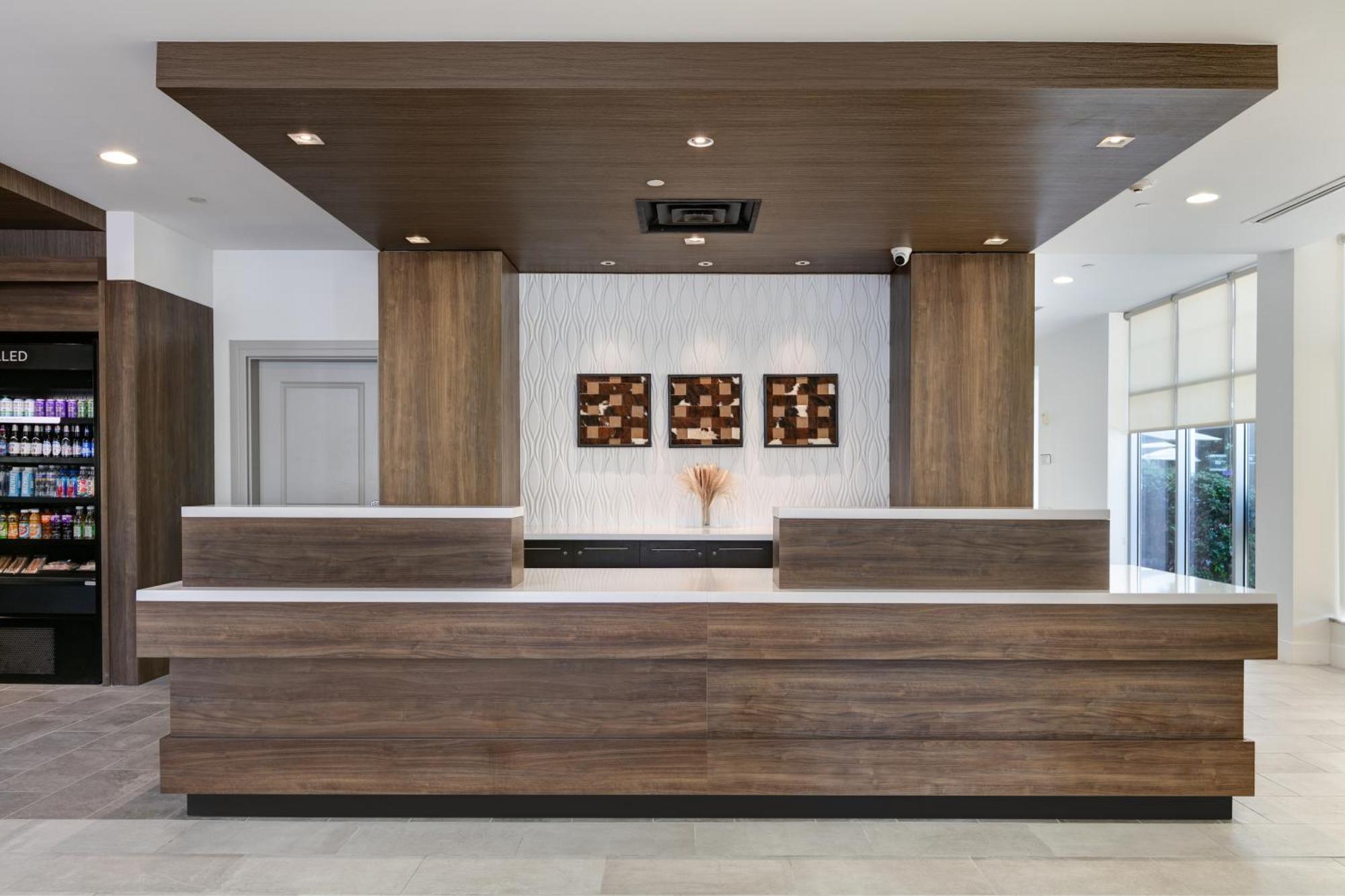 Hilton Garden Inn Dallas Арлінгтон Екстер'єр фото