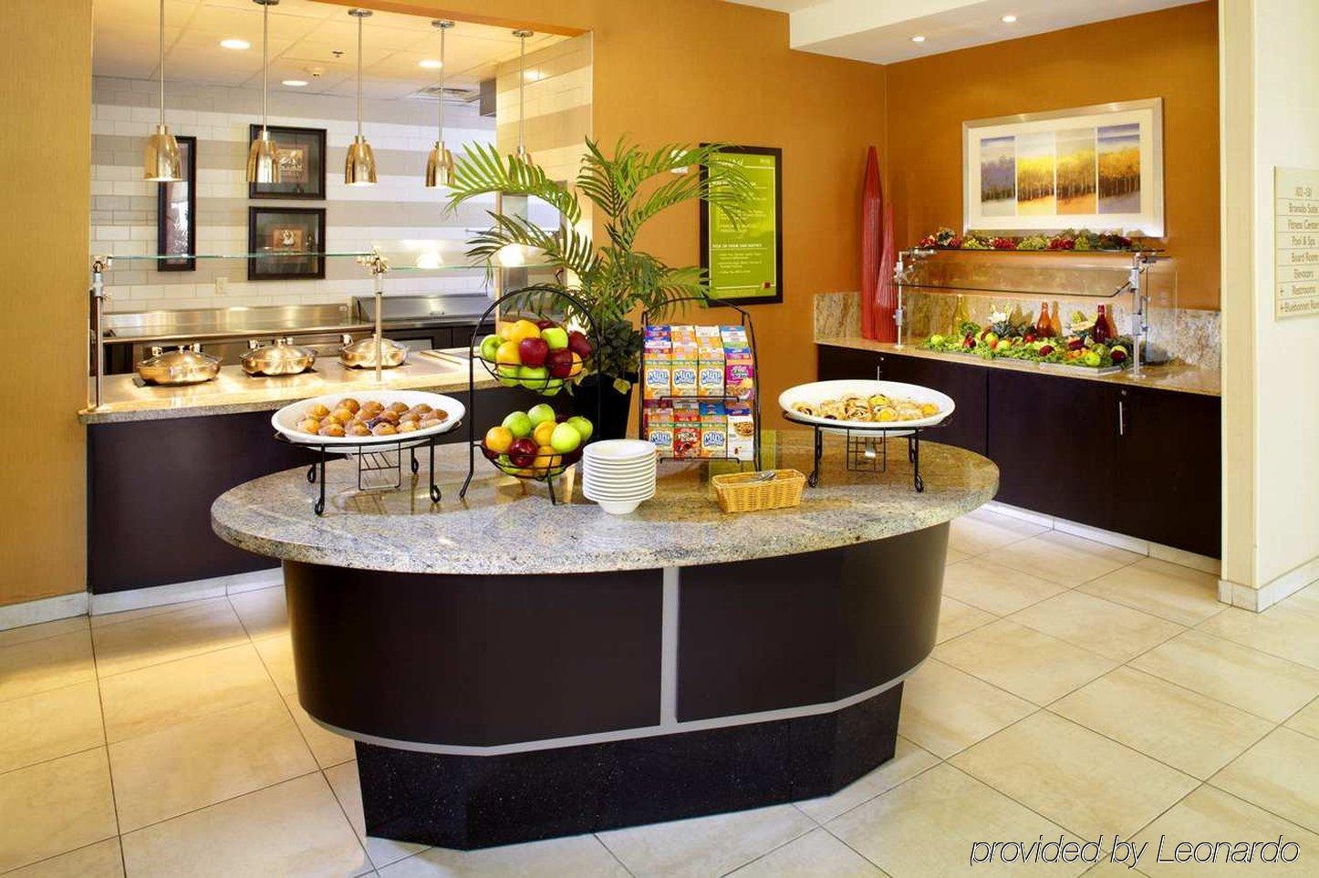 Hilton Garden Inn Dallas Арлінгтон Екстер'єр фото